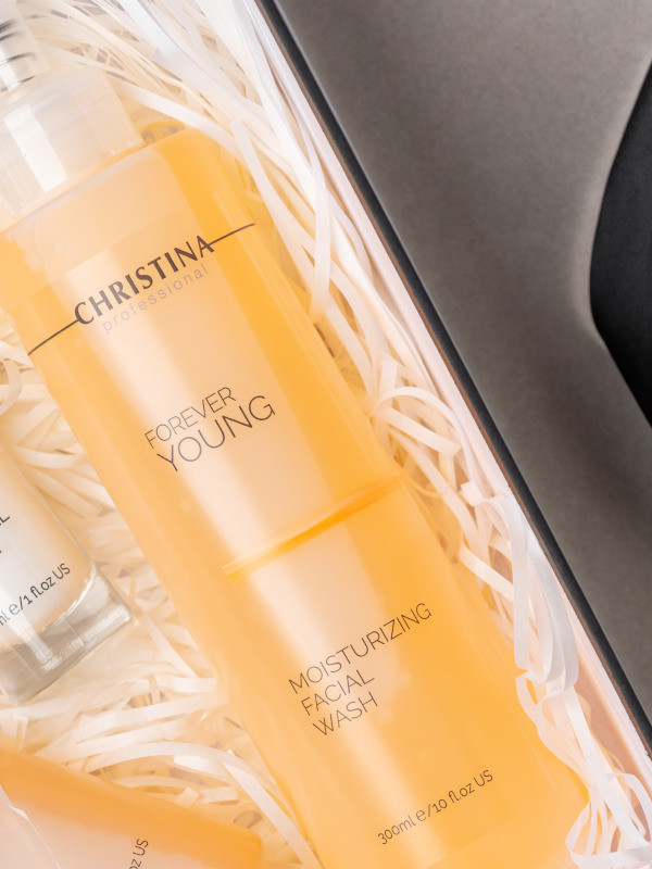 Moisturizing Facial Wash - Зволожувальний гель для вмивання Christina FOREVER YOUNG